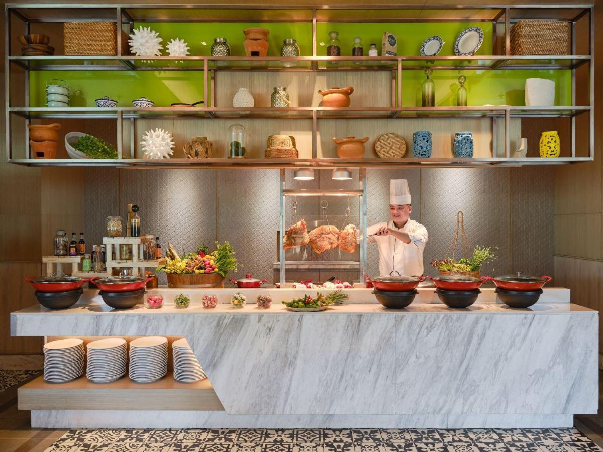 Amari Pattaya Ξενοδοχείο Εξωτερικό φωτογραφία A live kitchen at a hotel
