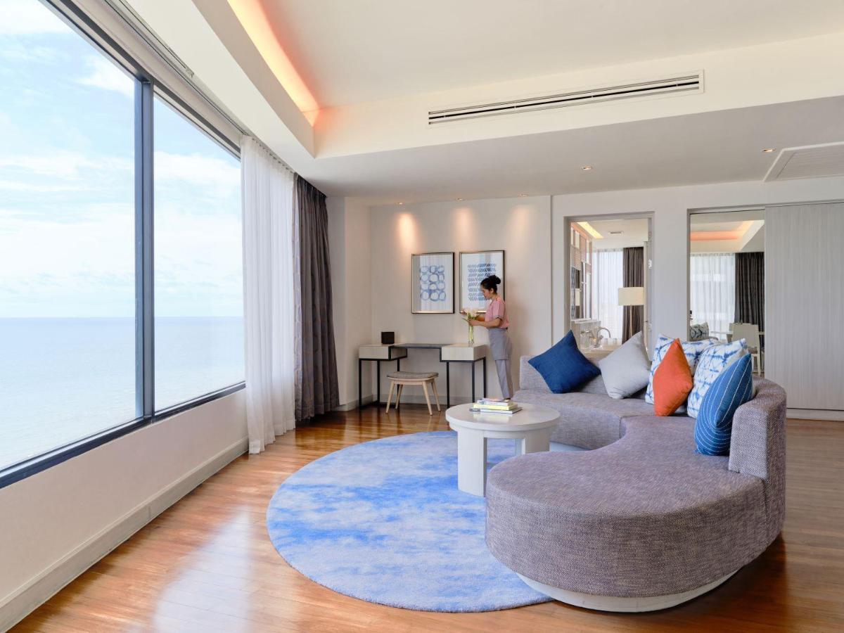 Amari Pattaya Ξενοδοχείο Εξωτερικό φωτογραφία A suite at the hotel