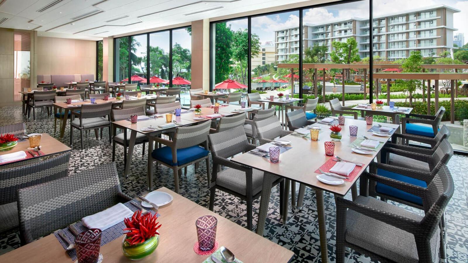 Amari Pattaya Ξενοδοχείο Εξωτερικό φωτογραφία The Deck